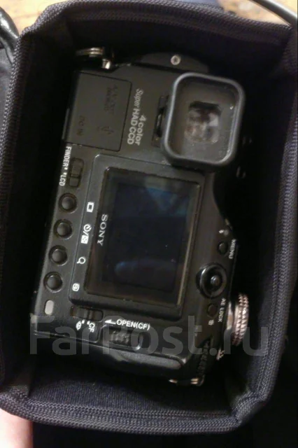 Sony Cyber-shot DSC-F828. 8 - 8.9 �� ����