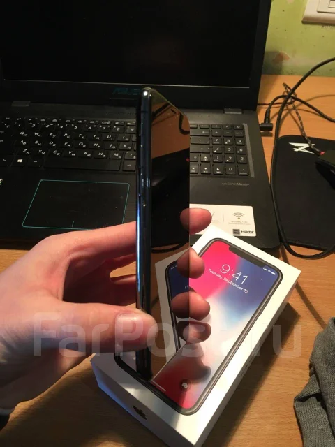 Apple iPhone X. �/�, ������, 3G, 4G LTE, NFC ����