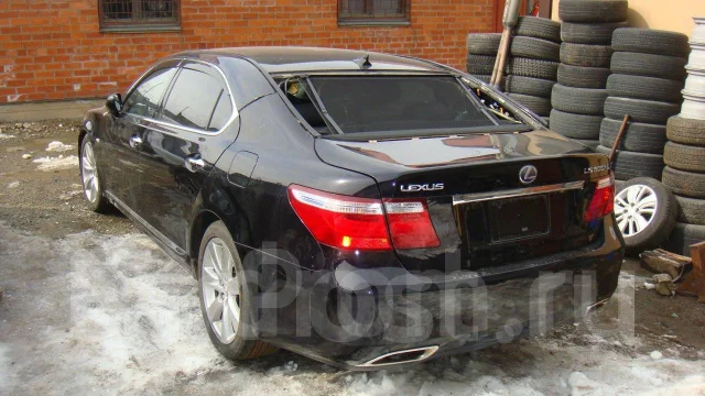 Lexus LS600h. UVF25, 2UR ����