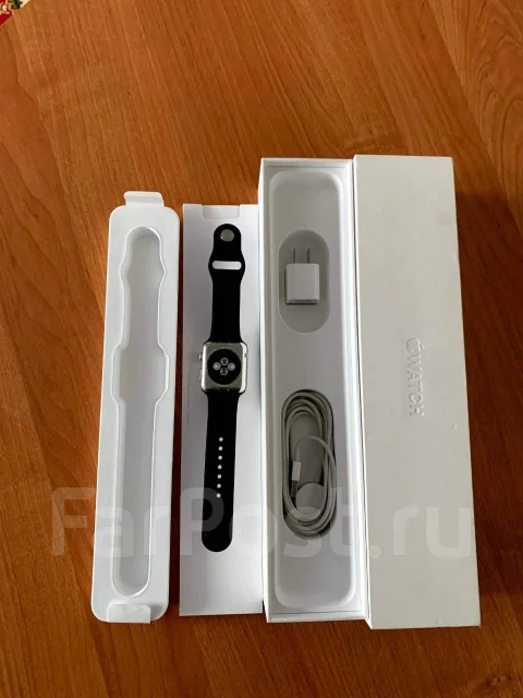 Apple Watch Series 1. NFC, IP67 ����