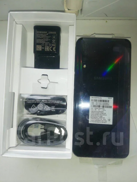 Samsung Galaxy A30s. �/�, ������, 3G, 4G LTE, Dual-SIM, NFC ����