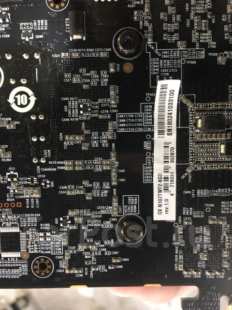 GeForce GTX 1070 Ti ����