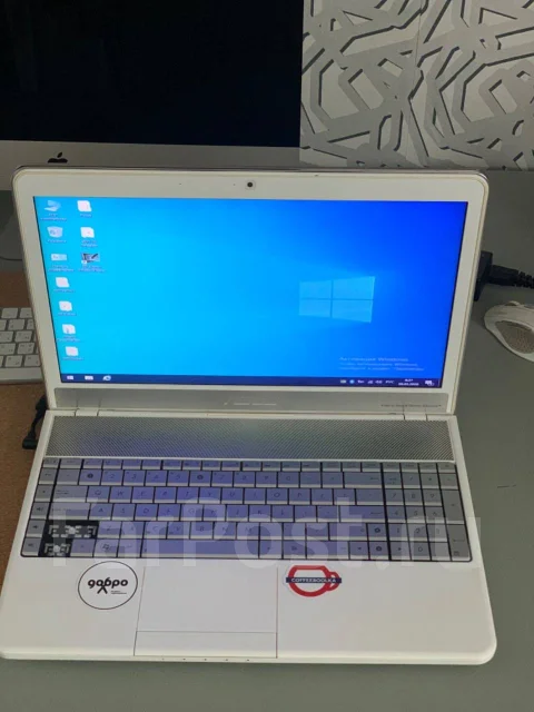 Asus N55SF. 15.6", WiFi: 1, Bluetooth: 1 ����