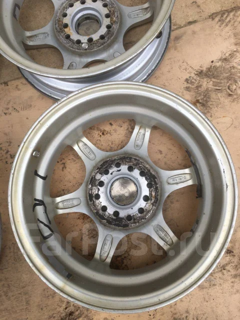 Krait. 4.5x14", 4x100, 4x114.3, ET43, �� 70���. ����