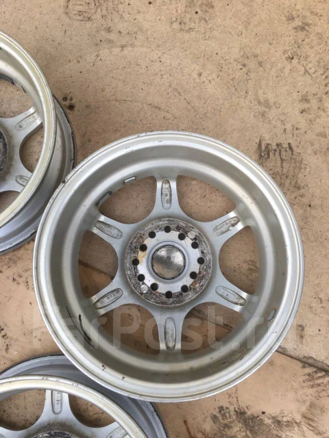 Krait. 4.5x14", 4x100, 4x114.3, ET43, �� 70���. ����
