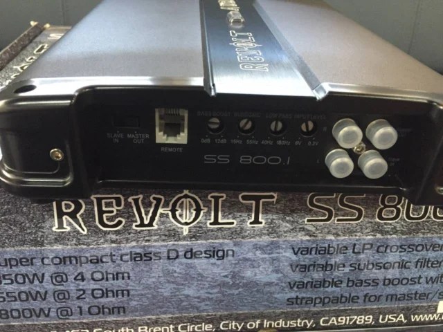 Revolt ����