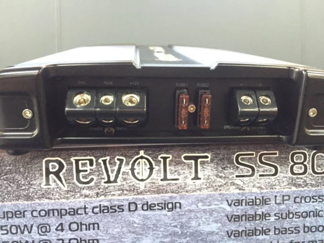 Revolt ����
