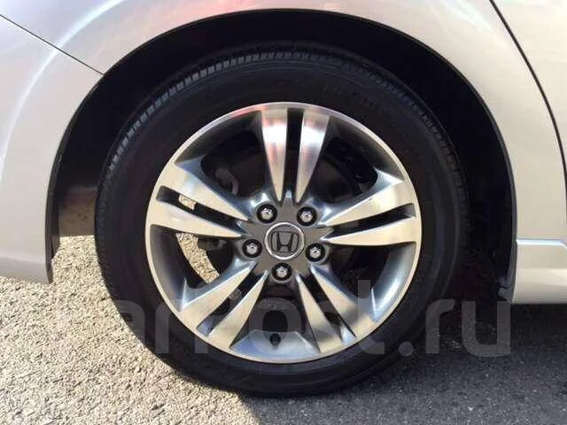 Honda Stream. ��������, ��������, 1.8 (140��.�.), ������, 100����. ��. ��� ����� �� ������� ����