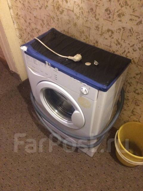 Стиральная машина Indesit WIUN 100 (CSI) (+ шланги), б/у, в наличии во ...