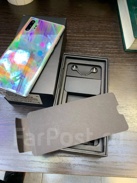 Samsung Galaxy Note 10+. �����, 3G, 4G LTE, Dual-SIM, ����������, NFC ����