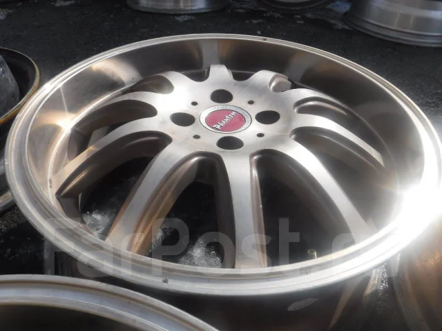 Ultra Phantom. 7.0x17", 4x100, ET42, �� 73,1���. ��� ����� �� ����������� ������ ����