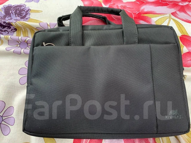 Samsung NC210. 10.1", 1,5����, ��� 2048 ��, ���� 250���, WiFi: 1, Bluetooth: 1, ����������� �� 14��. ����