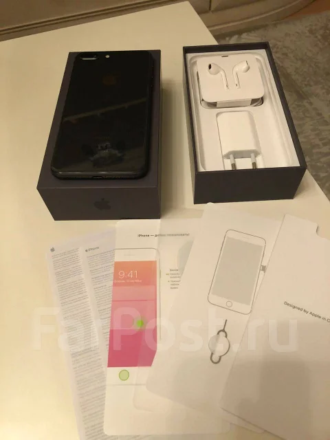 Apple iPhone 8 Plus. �/�, ������, 3G, 4G LTE, ����������, NFC ����