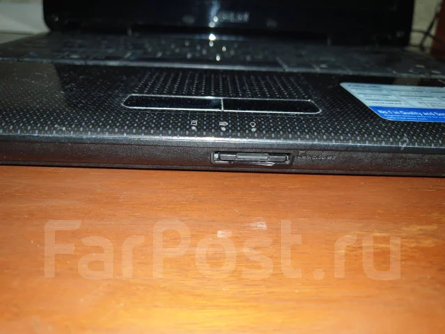 Asus K40IN. 14", ��� 4 ��, ���� 250���, WiFi: 1 ����