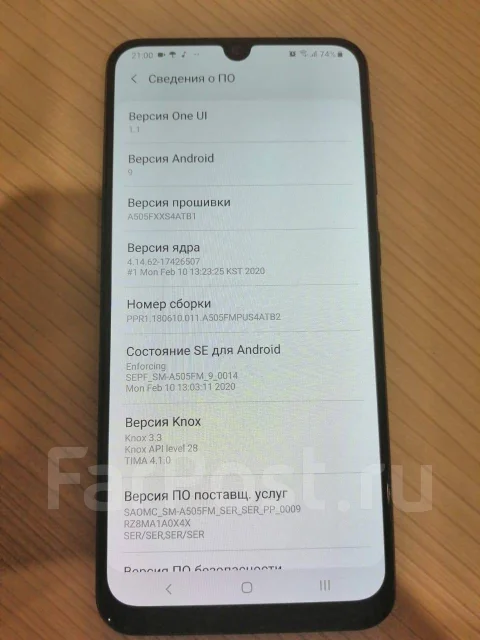 Samsung Galaxy A50. �����, ������, 3G, 4G LTE, NFC ����