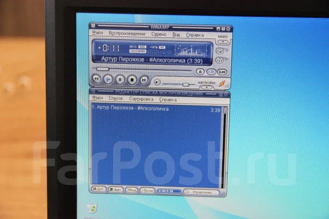 Asus Eee PC 900. 8.9", 0,9����, ��� 1024 ��, ���� 12���, WiFi: 1, ����������� �� 3��. ����