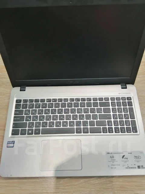 Asus X540YA. 15.6", ��� 2048 ��, ���� 500���, WiFi: 1, Bluetooth: 1 ����