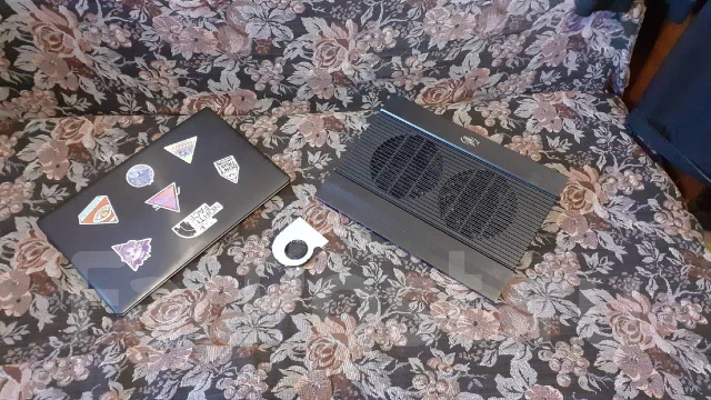 Asus X550V. 15.6", 2,6����, ��� 4 ��, ���� 497���, WiFi: 1, Bluetooth: 1 ����