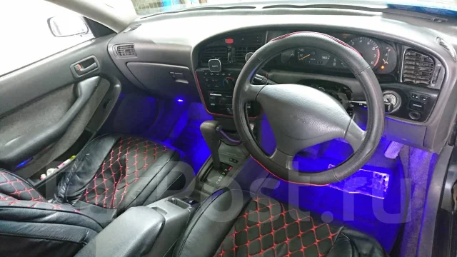 Toyota Vista. �������, ��������, 2.0 (140��.�.), ������, 313 000����. �� ����