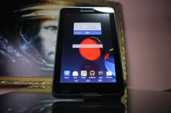 Lenovo IdeaTab A3500 ����