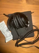 Sony MDR-7506 ����