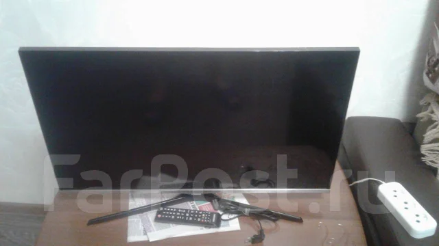Samsung UE32J5100. LED ����