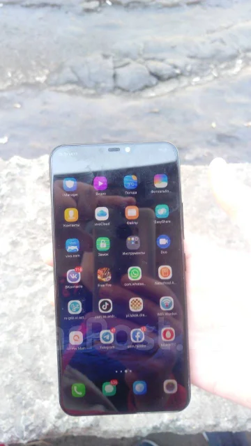 Vivo Y81. �/� ����