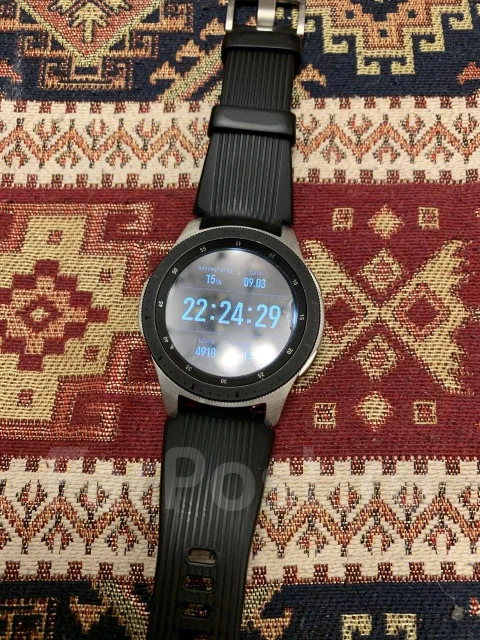 Samsung Galaxy Watch. GPS, NFC ����