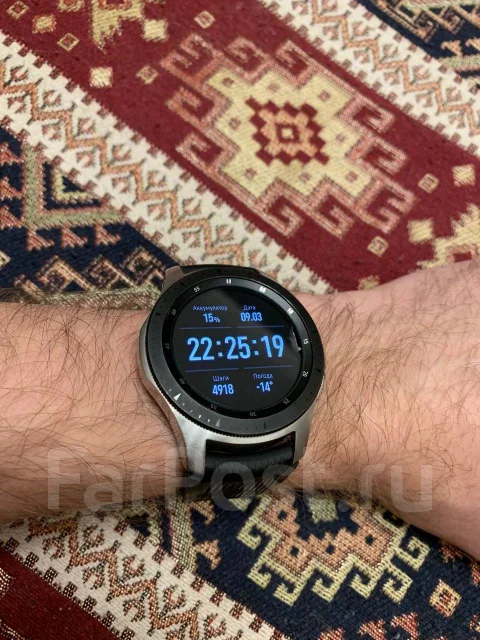 Samsung Galaxy Watch. GPS, NFC ����