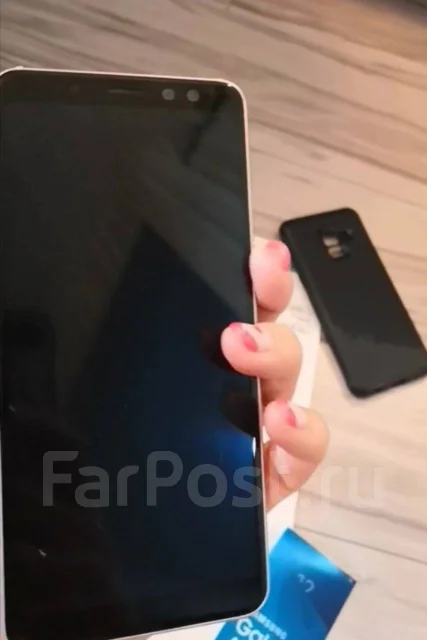 Samsung Galaxy A8. �/�, ������, 4G LTE ����