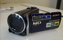 Sony HDR-CX110E. ����� 4-� ��, � ���������� ����