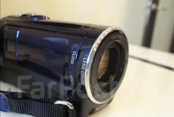 Sony HDR-CX110E. ����� 4-� ��, � ���������� ����