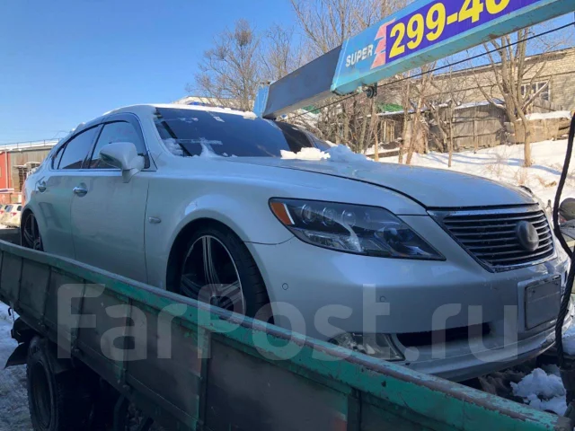 Lexus LS600h. UVF45 ����