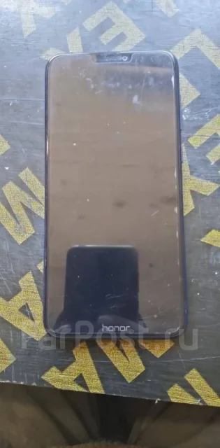 Honor 8C. �/�, �����, 3G, 4G LTE, Dual-SIM, ���������, NFC ����