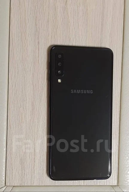 Samsung Galaxy A7 2018. �/�, ������, 4G LTE, Dual-SIM, ����������, NFC ����