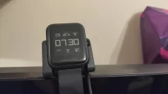 Amazfit Bip. GPS, IP68 ����