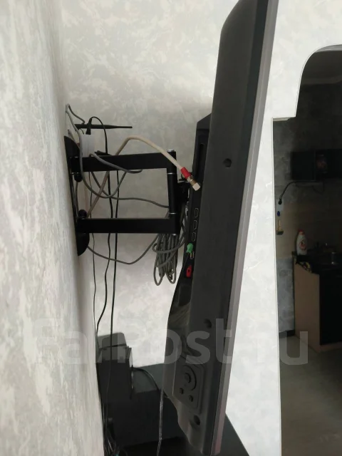 Doffler 43DUS89. LCD (��) ����