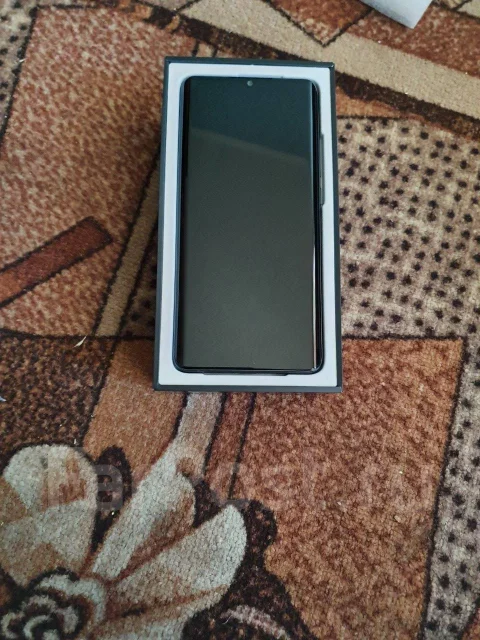 Xiaomi Mi Note 10. �/�, ������, 3G, 4G LTE, Dual-SIM, NFC ����