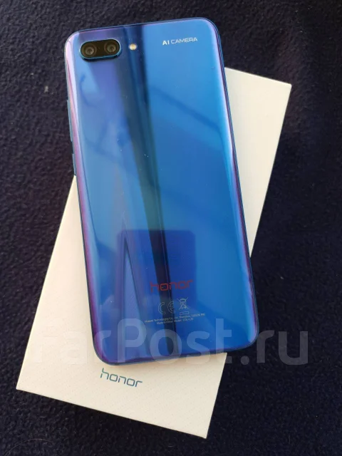 Honor 10. �/�, �����, 4G LTE, Dual-SIM, NFC ����