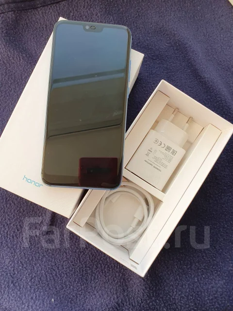 Honor 10. �/�, �����, 4G LTE, Dual-SIM, NFC ����