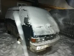Nissan Vanette Largo ����