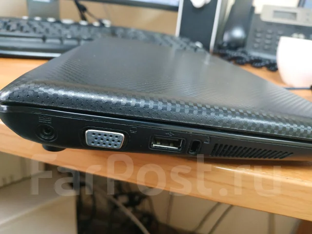 Asus Eee PC 1001HA. 10.1", 1,6����, ��� 2048 ��, ���� 160���, WiFi: 1, Bluetooth: 1, ����������� �� 1��. ����