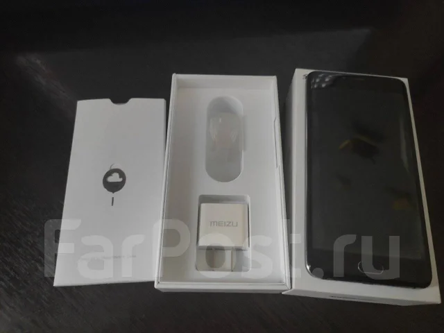 Meizu U20. �/�, ������, 3G, 4G LTE, Dual-SIM ����