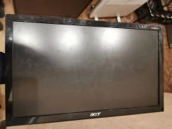 Acer. 19" ����