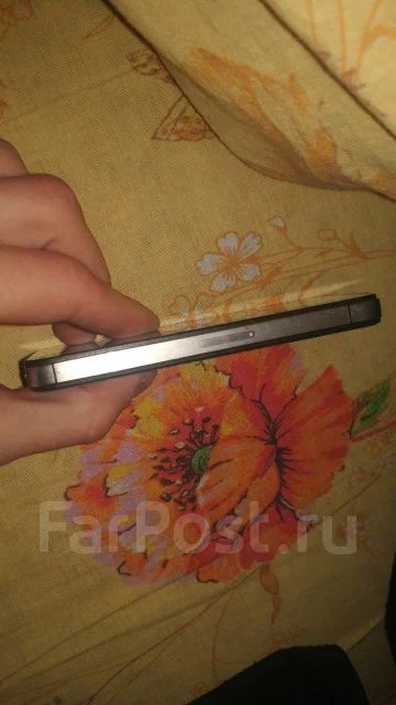 Apple iPhone 4s. �/�, ������ ����