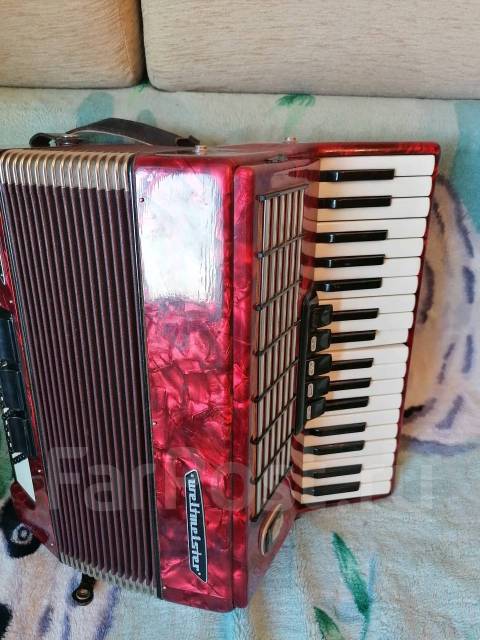 Аккордеон Weltmeister Stella. Германия - Клавишные во Владивостоке