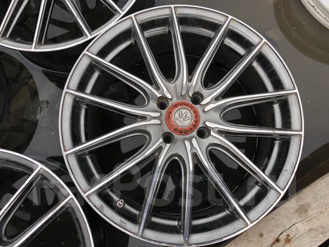 BADX Loxarny Parabola. 7.0x17", 4x100, ET53 ����