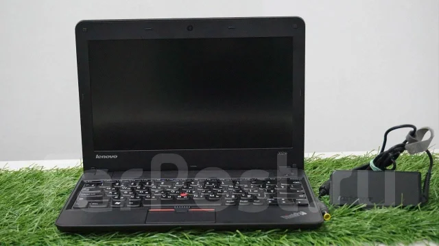 Lenovo E. 15.6", ��� 2048 ��, ���� 300���, WiFi: 1, Bluetooth: 1 ����