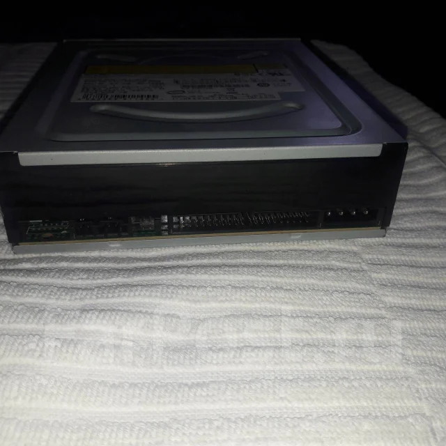 DVD-ROM �������. ����