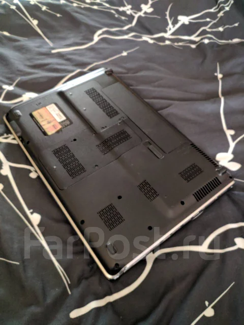 HP Pavilion dv6-2135er. 15.6", ��� 4 ��, WiFi: 1, Bluetooth: 1 ����